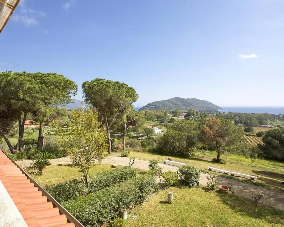 Villa Conti Residence Lacona Bagian luar foto