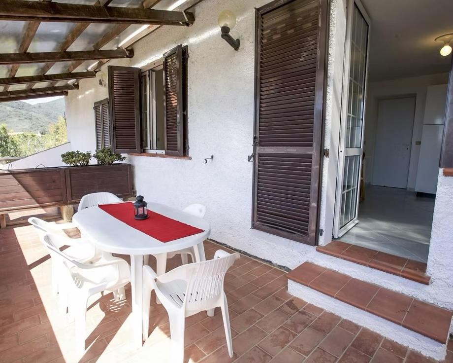 Villa Conti Residence Lacona Bagian luar foto