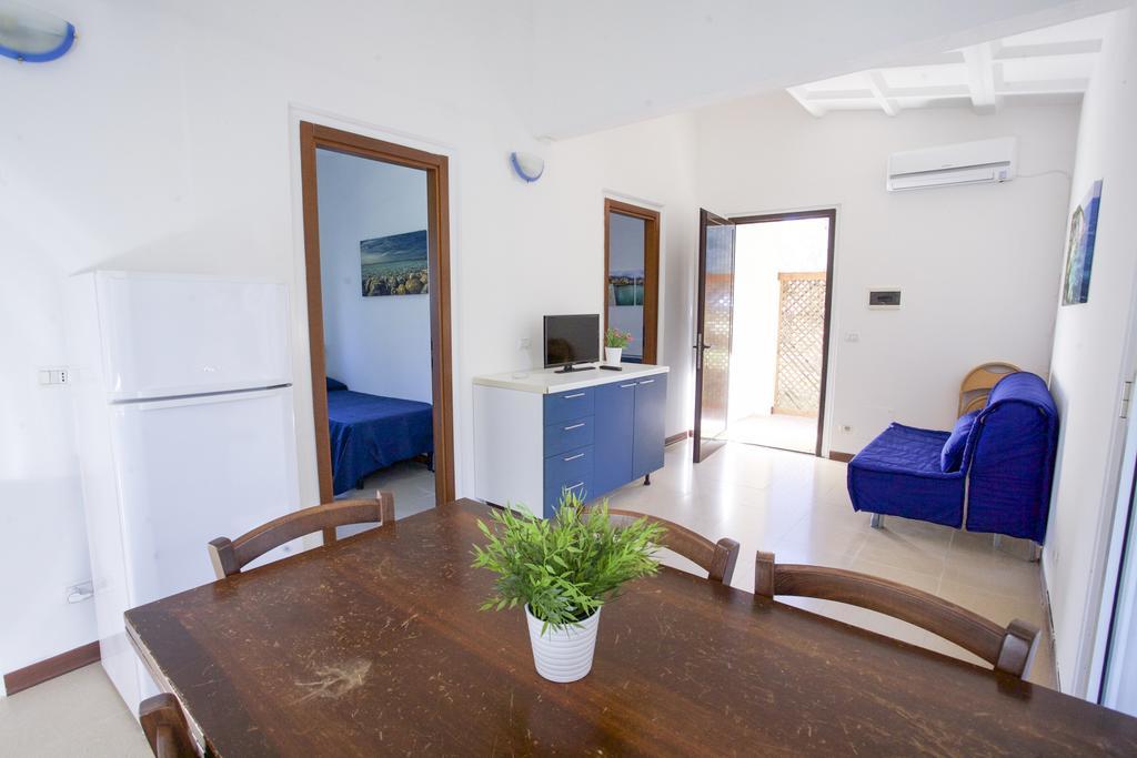 Villa Conti Residence Lacona Bagian luar foto